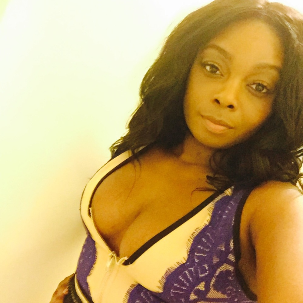 Meet your Posher, Ebonee